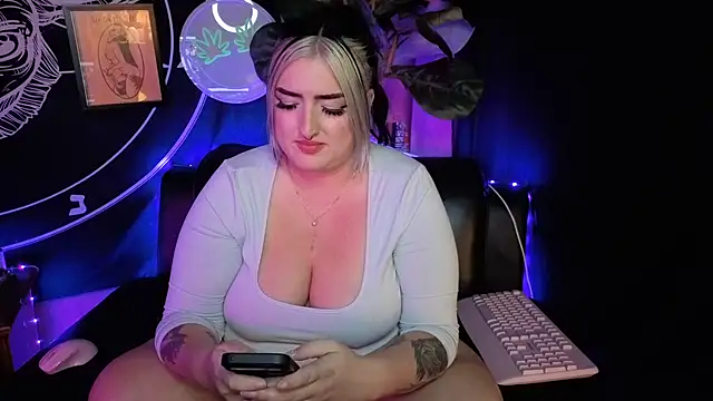 ImKatMeow - Twerk