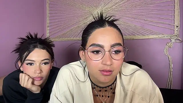 Ashlyrouxx - Flash tits