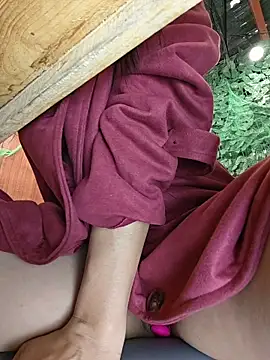 IsabellitaVIP - sex without a condom in the bathroom