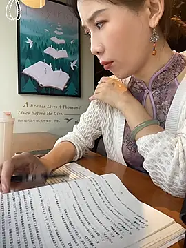 Zoe-520 - 脱内裤1分钟