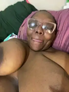BoobsQueeen - iPhone 17 pro max