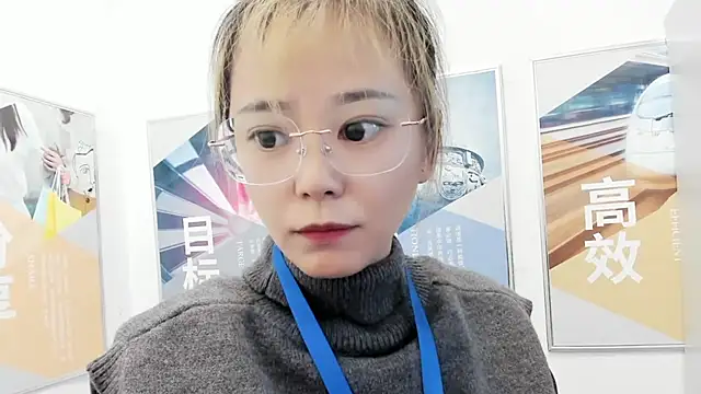 KKMM168 - 周末在公司开门播哈哈哈，完成目标就好