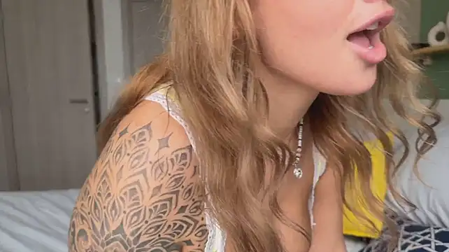 Anna_Six