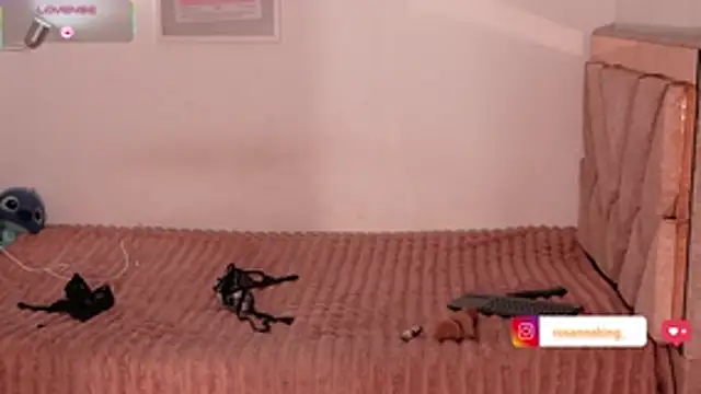 Aleja_Thompson - Pussy play