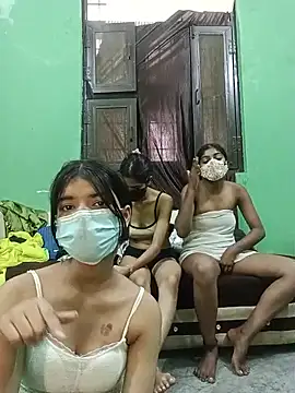Queen_queen - Boobs show 👀💋