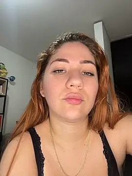 Celestedubois - SHOW PUSSY IN CLOSE-UP ⭐