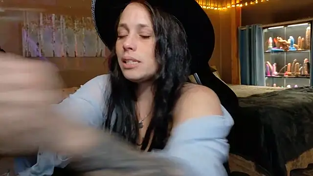 Mavismable - full cum show