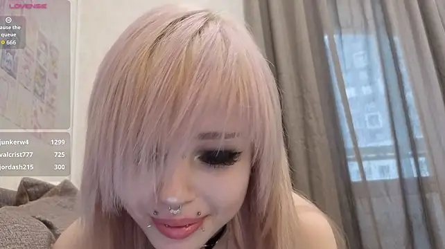 Emodreamgirl - blowjob on dildo with eye contact