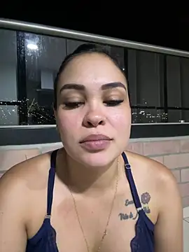 FOX_LATINA - Full naked + Spank ass X 20 🥵🥵😈😈👿🍑