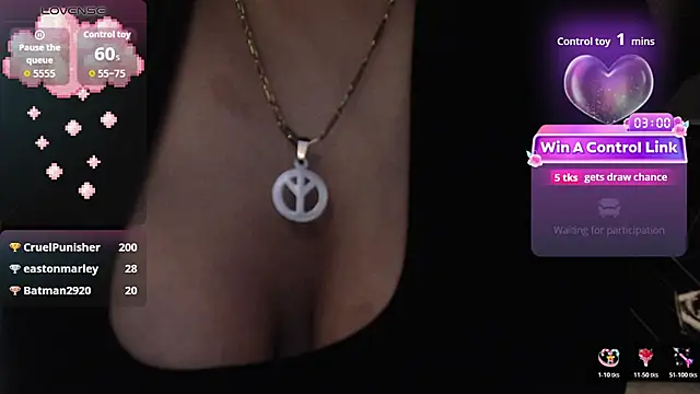 Lili_Gomez_ - SALIVA IN MY BOOBS