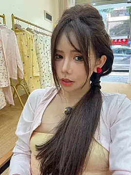 Selenaaaaa- - 无上衣