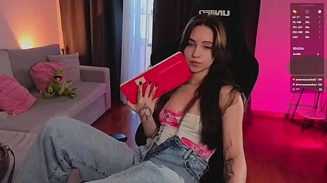 Alice_loft - pull down jeans and tease ass