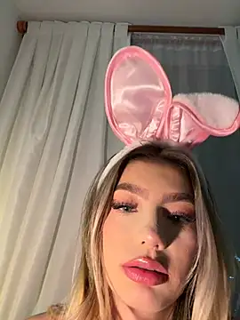 Isabellaa_see_
