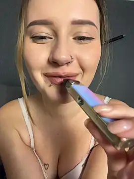KiraSakura - SIGN YOUR NICKNAME ON MY TITS