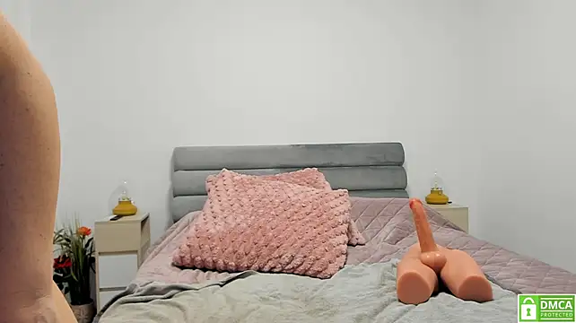 AnahiPure - Bring Me To Orgasm