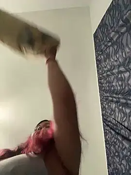 LatinaCalienteMilf - Dildo dentro ! Fuckme the plastic dick!