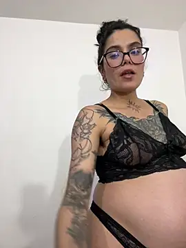 Esmeralda_hairy - Olí or cream on Nelly