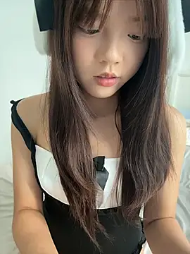 Youbaby-Love - 爸爸帮女儿揉胸