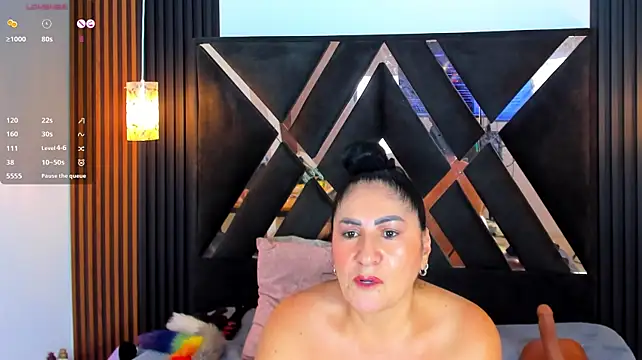 Carlota_curvy - SHOW PUSSY