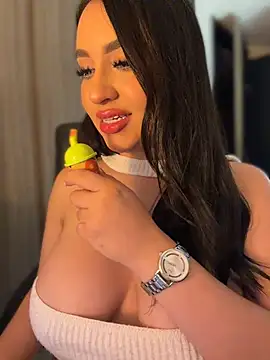 LindseyMos - squirt 👅