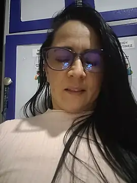Sex_Annie - Fingers in tha pussy at the office