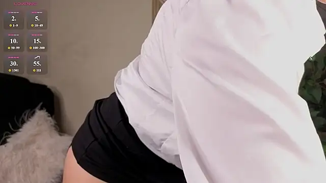 Nikki_Mi1k - make me cum on ur cock