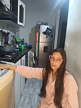Kingofqueenxxx - He cums in my mouth.