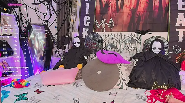 EmilyLeah_ - Doggy Fuck !! 🔥🥵👻🎃👻🎃👻🎃