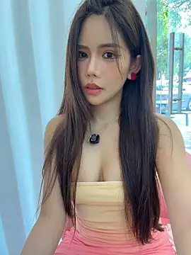 Selenaaaaa- - 无上衣