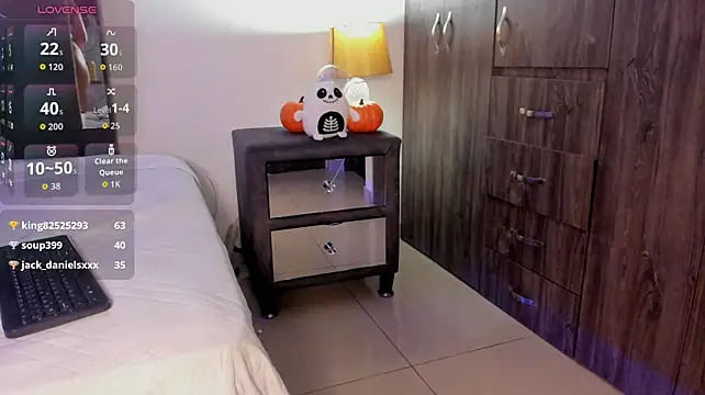HollyEvanz
