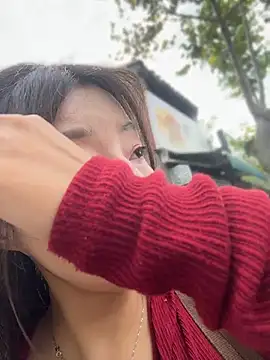 Bingbing6699 - 路边露全胸性感揉胸
