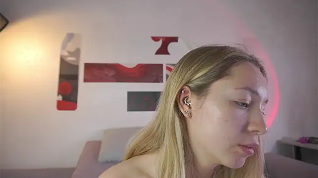 MiaThaine - Stimulate my clit with fingerst