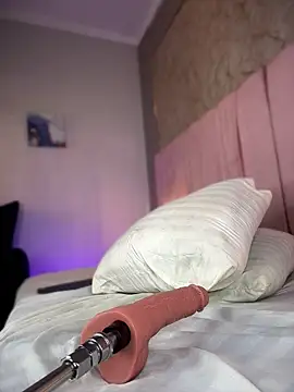 Hillary_Collins1 - FUCK MEE HARDER PLSS X5MIN