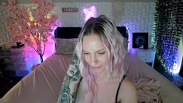 Xbbyblonde - oi tittysss