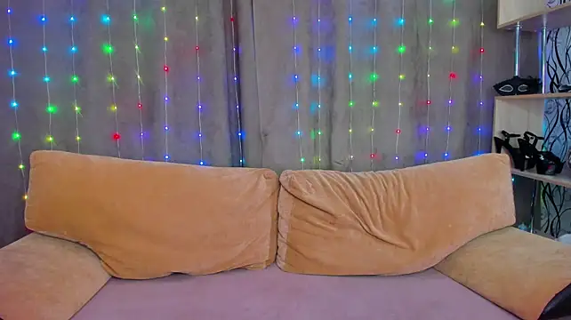 Space_cowgirl - Doggy / Spank ass💙
