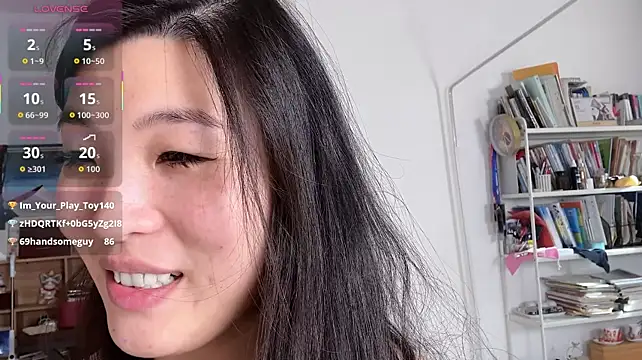 Tavie1744 - show boobs and panti (no nipples 3min