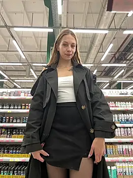 Olivia_Jemison - Lick + suck my sexy nipples HERE