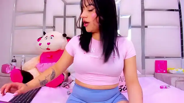 IssysLeBlanc - Undress me and 4 slaps on the ass