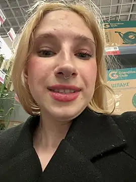 Michelle_lovique - HELP MY HORNY PUSSY GETTING SQUIRT HERE!