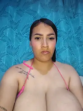 MIA_MILK99 - Squirts of milk + bouncing tits 🥛