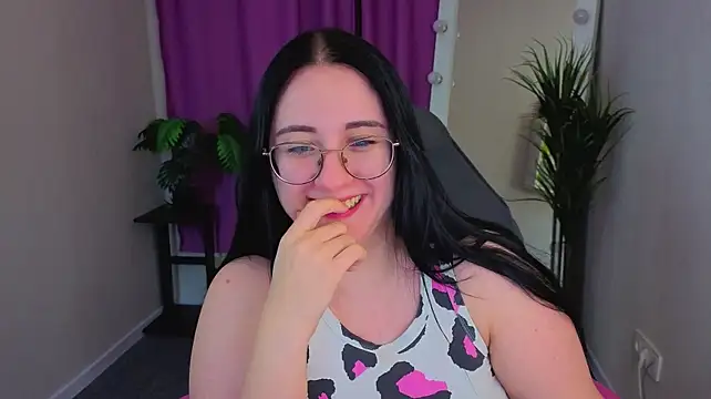 Lucy_Haall - doggy stile