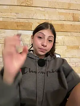 D-Bunnyyy - OIL ASS + SPANKS HARD