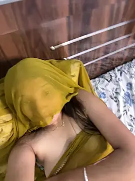 Miss_kanika76 - Boobs oil show