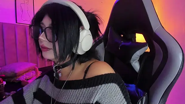 Kitty_Gang - Let's make a big SQUIRT of my pussy 🥵💦