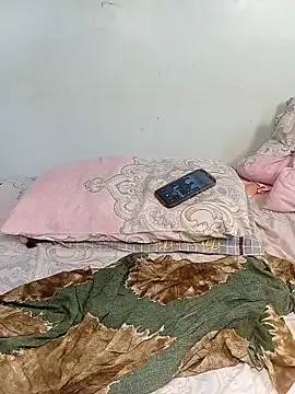 Petite_Nana