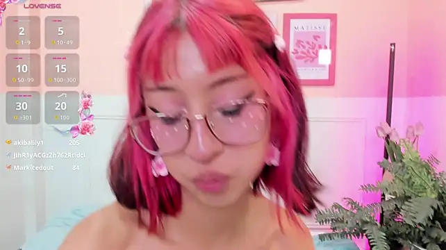 Venus_Rouge - Ride dildo unicorn😈