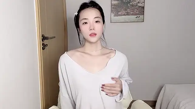 Louise-3 - 控制3分钟+无内M腿