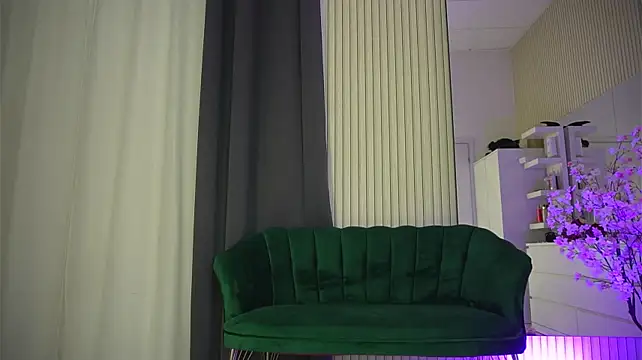 KatelynSparks - Warming up