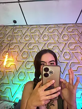 MelanyyJhonson15 - Control 7 minutes to 🎮