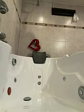 Ameliaa_lov3 - make me rain in your face